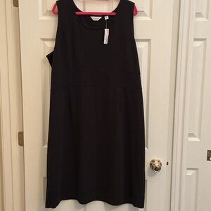 Avenue Classic Black Midi Dress